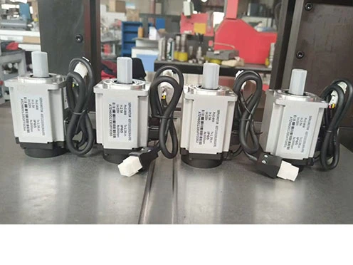 Four Servo Motors Four Servo Motors